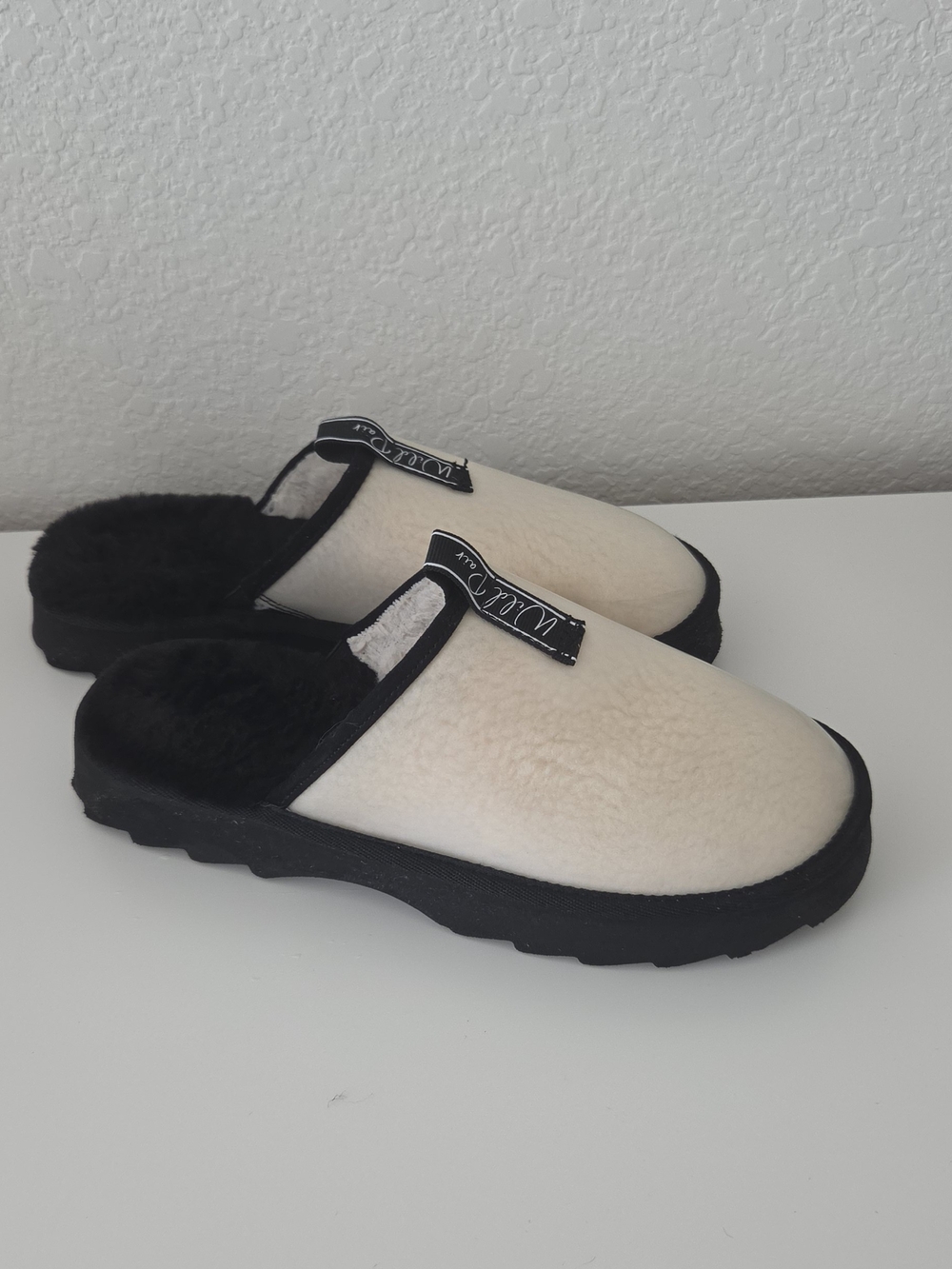 Wild Pair Women's Slip-On Shearling-Look Slippers in Cream and Black